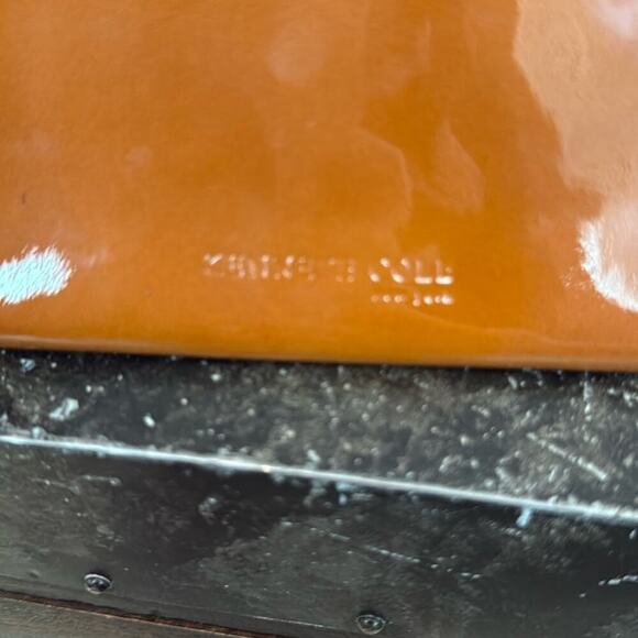 Kenneth Cole Caramel Patent Leather Wallet - Picture 2 of 7